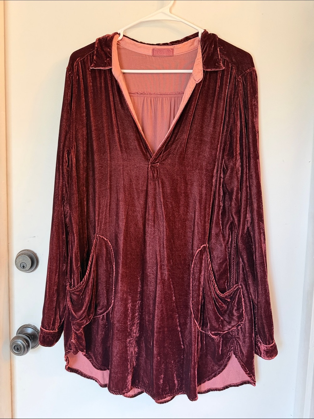 CP Shades Velvet silk Teton Tunic burgundy wine medium